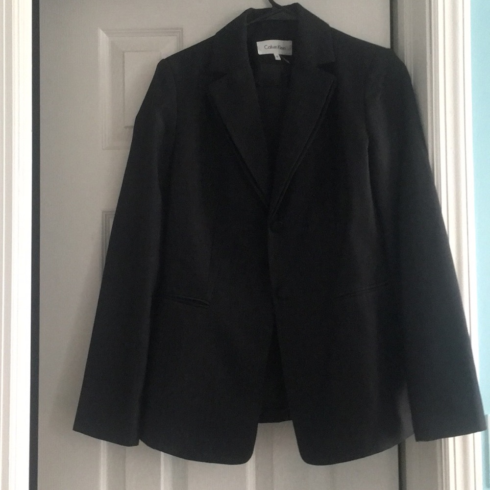 Pant suit